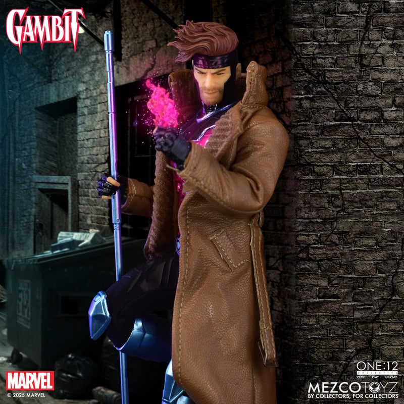 Mezco One:12 Collective Gambit Action Figure